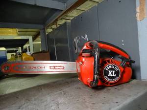 lot 1096 image: Homelite Gas Chainsaw