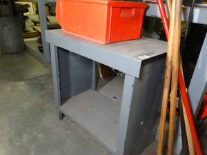 lot 1132 image: Nice Solid Built Metal Table and Bin