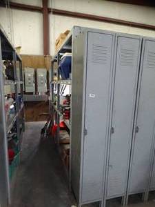 lot 1151 image: Double  Tall Locker Unit