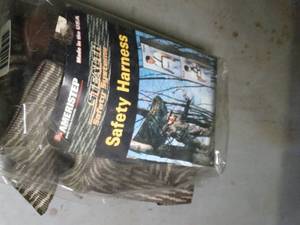 lot 1159 image: Safety Harness for Tree Stand
