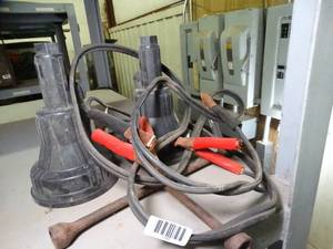 lot 1160 image: Jumper Cables and Misc Plastic