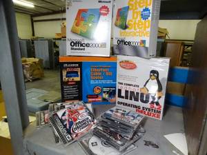 lot 1363 image: Windows _ Linux _ Software  PS2 Games  Etc.