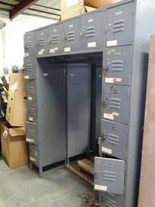 lot 1184 image: Arched Locker Unit