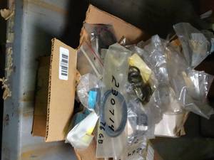 lot 1372 image: Small New Parts for Misc Machines