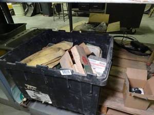 lot 1387 image: Misc Car Parts