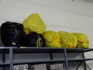 lot 1606 image: Packing and Shipping Materials
