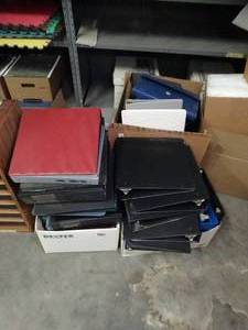 lot 1653 image: Lot of binders