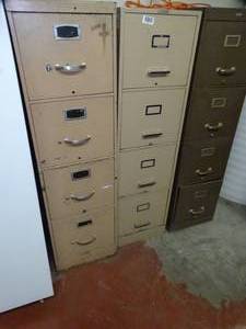 lot 1667 image: Two metal filing cabinets