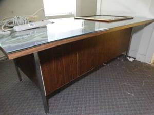 lot 1732 image: Large Metal and Wood Desk w Glass Top