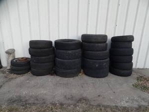 lot 1849 image: Lot of Tires