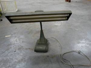 lot 1250 image: Vintage Desk Lamp