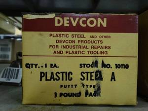 lot 1257 image: Devcon Plastic Putty