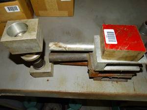 lot 1296 image: Hefty Metal Supports