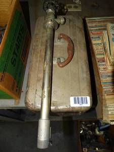 lot 1301 image: Water Pipe  Valve - Tool Box