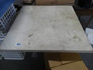 lot 1313 image: Square Table