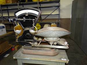 lot 1597 image: Vintage Black Metal Table top Scale
