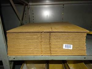 lot 1618 image: Lot of cardboard shipping boxes