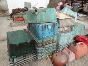 lot 1883 image: Heavy Duty Plastic Tubs