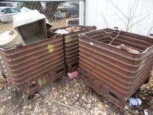 lot 1891 image: Lot of 3 Heavy Duty Metal Wheeled Carts  Tubs