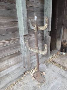 lot 1893 image: Vintage Metal Support