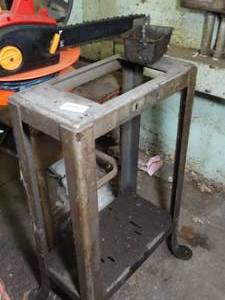 lot 29429 image: Small Metal Table and School Desk