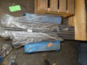 lot 29460 image: 36 Inch Hollow Core Steel Rods