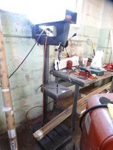 lot 29471 image: Craftsman Floor Model Drill Press