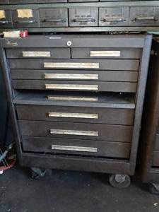 lot 29486 image: Rolling Kennedy Tool Chest w Contents