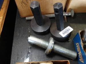 lot 29503 image: Thread Gage 