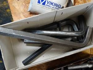lot 29508 image: Allen Wrenches