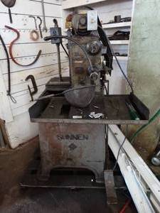 lot 14 image: Sunnen commercial honing machine