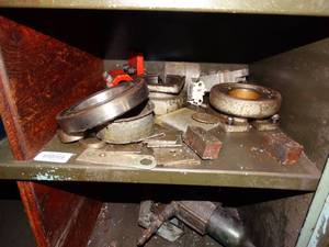 lot 29598 image: Contents on Shelf in Metal Cabinet