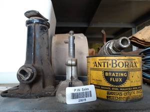 lot 29615 image: Old Jack and Misc Lot