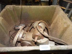 lot 29629 image: Bin  Lathe Parts