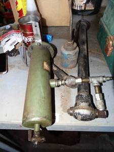 lot 29633 image: Vintage Jack - Oil Can - In-Line Filter