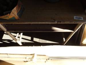 lot 29666 image: Metal Student Desk