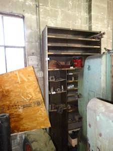 lot 29689 image: Metal Shelf wo Contents