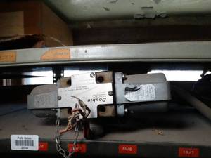 lot 29744 image: Double A Hydraulics Directional Valves and Pumps  Parts