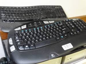 lot 1752 image: Relic Fax Machine - Keyboards - Mice - Etc