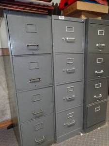 lot 1754 image: 2 - 4 Drawer Metal File Cabinets