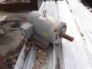 lot 1922 image: Large Baldor 3 Phase Motor