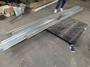 lot 29838 image: 201 Lbs of aluminum Strips