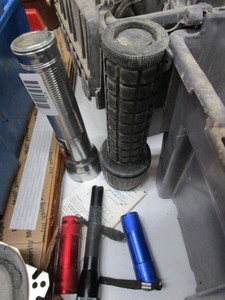 lot 1618 image: Lot of assorted flashlights