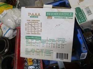 lot 1639 image: Submersible pump