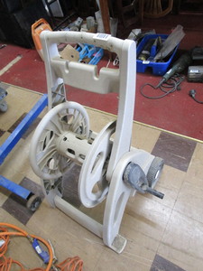 lot 1653 image: Garden hose reel