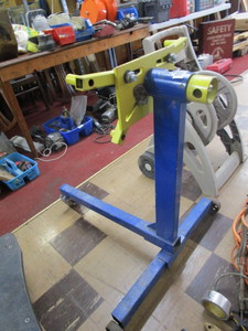 lot 1654 image: Engine stand