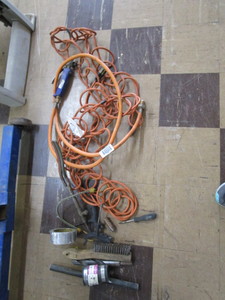 lot 1655 image: Extension chord and pneumatic hose
