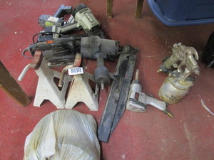 lot 1670 image: Lot of assorted shop items - pair of cart tireswheels, jack stands, pneumatic paint sprayer and more