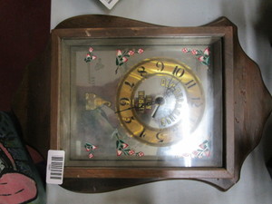 lot 1680 image: Old Bushmills Irish Whiskey wall clock