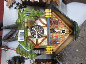 lot 1684 image: Cuckoo clock